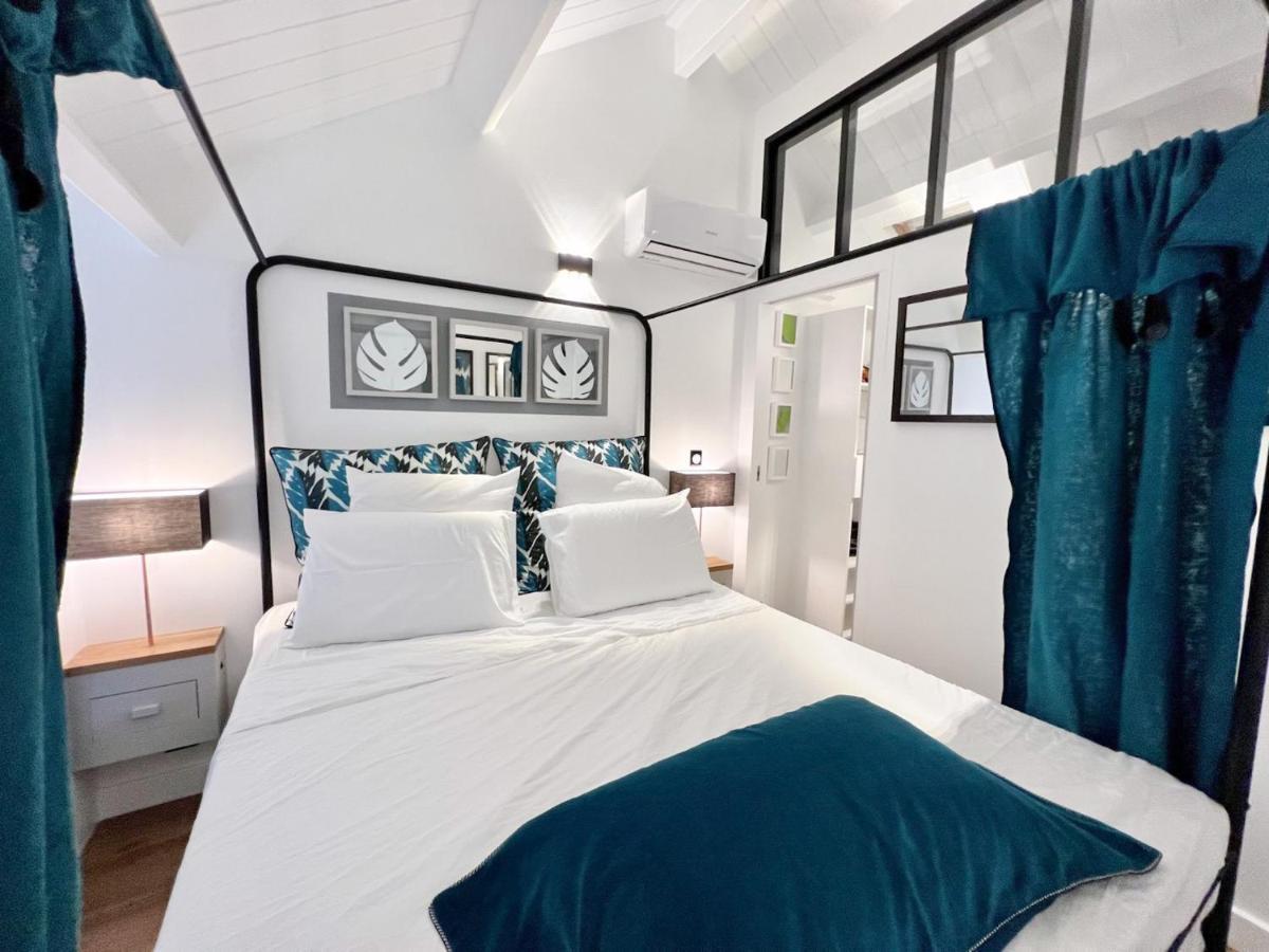Le Petrel Noir - Appartement Sur La Plage Des Roches Noires A Saint-Gilles-Les-Bains Kültér fotó